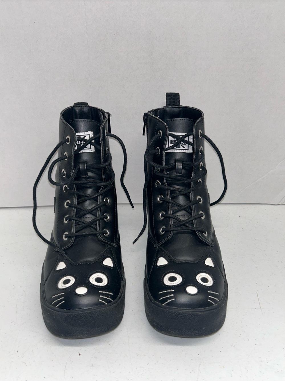T.U.K. Women’s Size 9 Cat Boots TUK